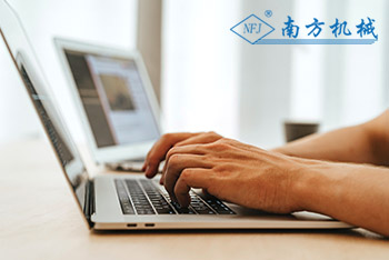 烤饃片（饃?。┥a(chǎn)線(xiàn)